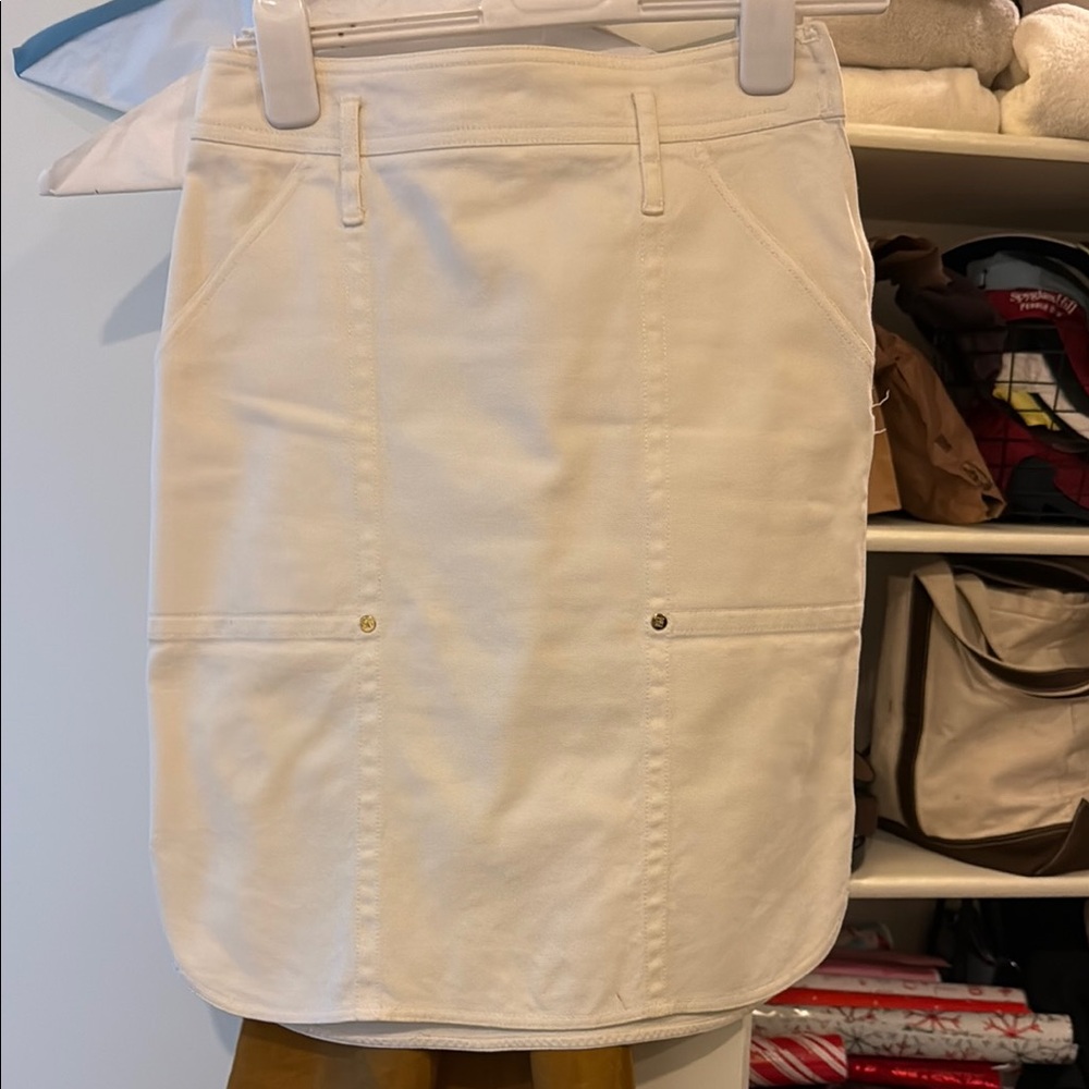 Elegant White Skirt